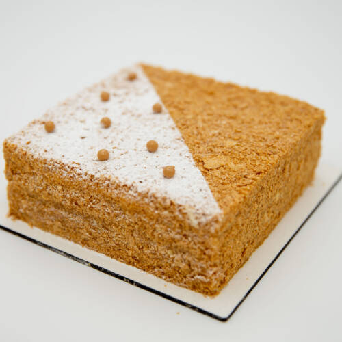 Tort Napoleon clasic cu cremă Mousseline de vanilie